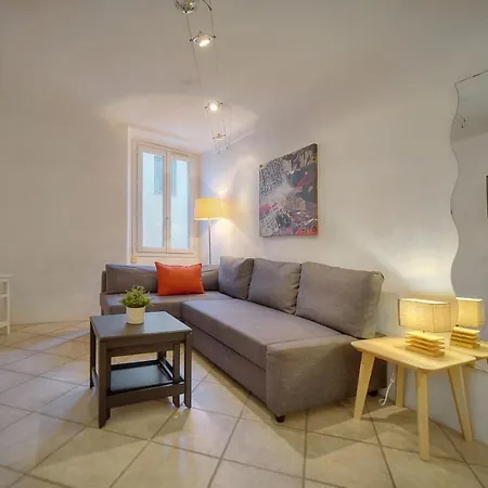 2 Pieces Confortable Proche Vieux Port A1b252 Appartement *
